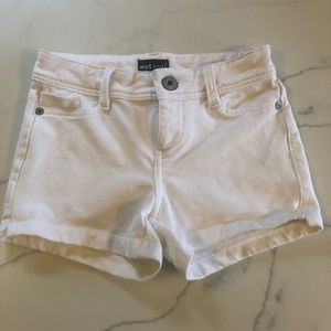 Wet Seal white shorts size XS